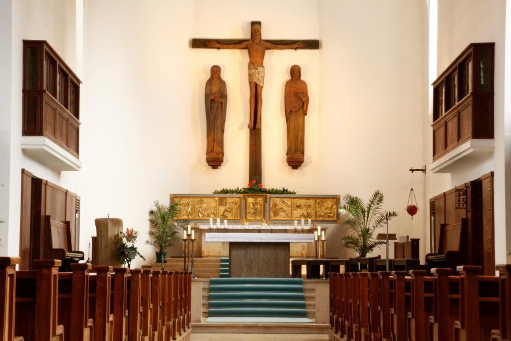 Kloster St. Josef Neumarkt in der Oberpfalz Bagian luar foto